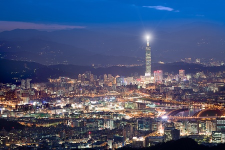Night scenes of the Taipei city, Taiwan の写真素材