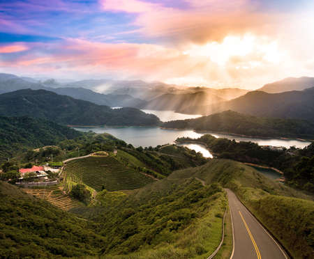 Way to Sunset of Lake waistの写真素材