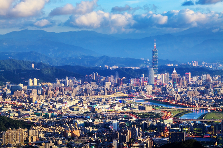 Skyline of Xinyi District in downtown Taipei, Taiwan for adv or others purpose useのeditorial素材