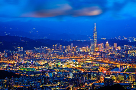 Taipei, Taiwan evening skyline for adv or others purpose useのeditorial素材