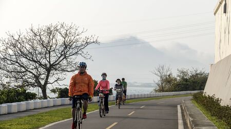 Taipei, Taiwan - March 6, 2013 :  Taipei Taiwan scenery along the bike pathのeditorial素材
