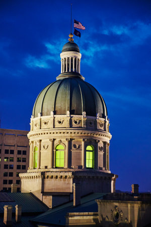 Grand Capitol Dome with American Flag at Twilight, Neoclassical Architectureの写真素材