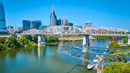 Aerial View of Nashville Skyline and John Seigenthaler Pedestrian Bridgeの写真素材