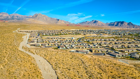 Aerial of Suburban Nevada Homes with Mountain Backdropの写真素材