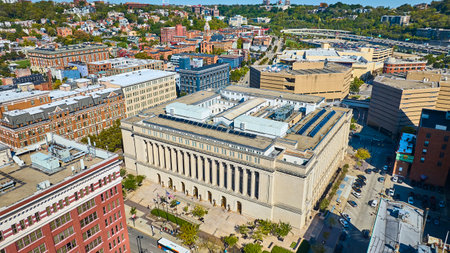 Aerial of Hamilton County Courthouse and Downtown Cincinnatiの写真素材