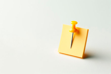 Yellow button on the sticky note Space for textの素材