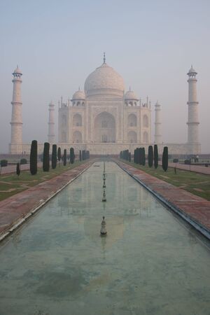 Taj Mahal reflection in long poolの写真素材