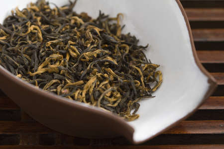Close-up of chinese red tea dried leavesの写真素材