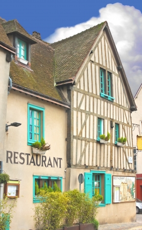 Facade of the restaurant in Chartres. Franceのeditorial素材