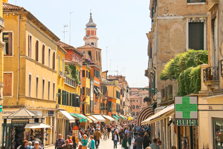 VENICE, ITALY - MAY 06, 2014: People on the street in Venice, Italy のeditorial素材