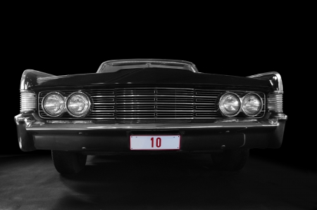 Continental carのeditorial素材