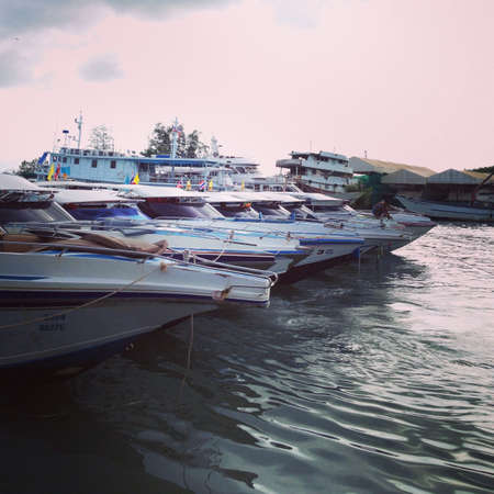 Shop boat at the jettyの素材