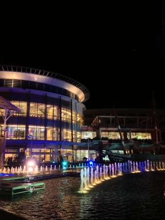 Perspective view of Jungceylon shopping complex in Phuket Thailand の素材