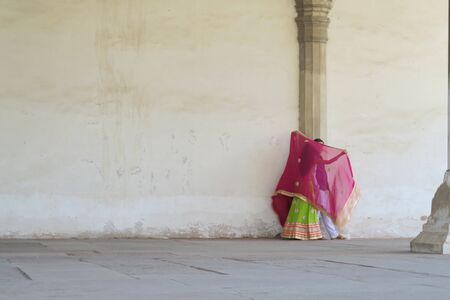 Agra, Uttar Pradesh India - March 23, 2017, young wedding couple on photo shoot in red fort in Agraのeditorial素材
