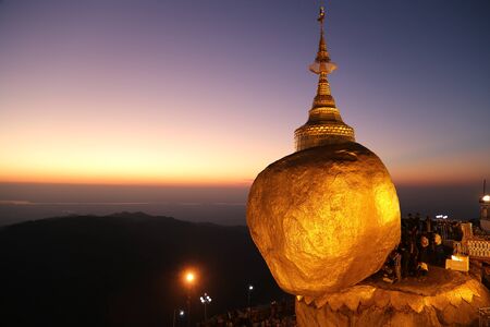 Golden Rock, Myanmarの写真素材