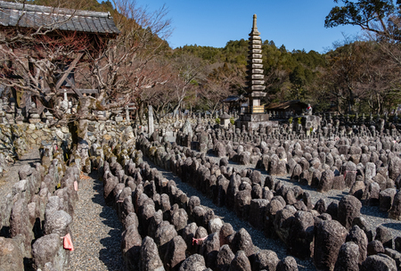 KYOTO, JAPAN - 07 FEB 2018: Pagoda, temple and many statues of Adashino Nenbutsu-ji, near Arashiyama bamboo forest.のeditorial素材