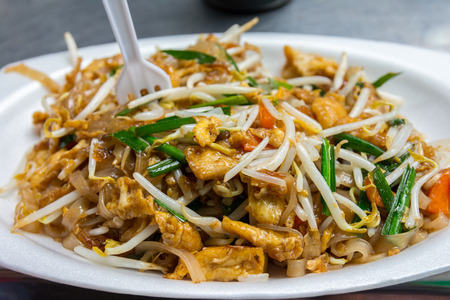 Delicious healthy pad thai streetfood in Khao San road, Boangkok, Thailandの写真素材