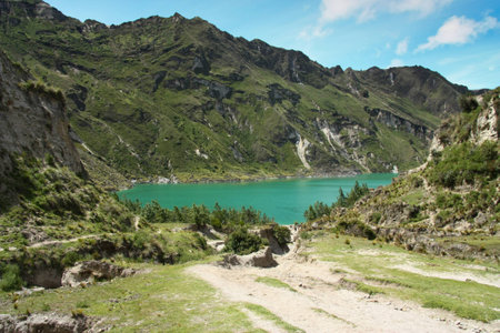 The Quilotoa volcanic lake, clear blue water. Ecuadorの写真素材