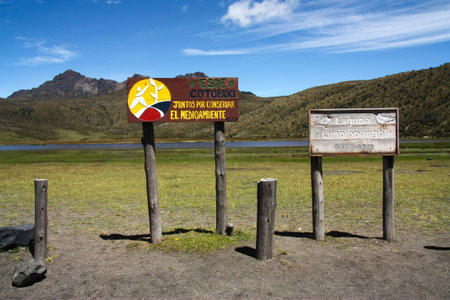 Limpiopungo lake tourist information  Near the Cotopaxi volcano at 4 000m, Ecuador の写真素材