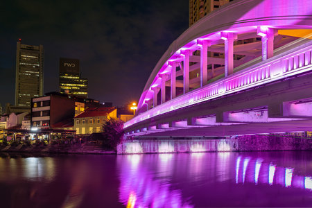 Colourful Elgin Bridge in Singapore at night. Elgin Bridge is a vehicular bridge across the Singapore River.のeditorial素材