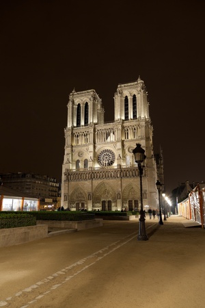 Night View of Notre Dame de Paris, France.のeditorial素材