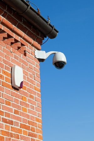 Secure area and Siren - industrial monitoring cctv のeditorial素材