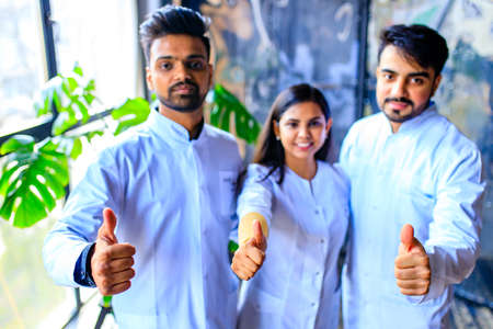 arabic people virus  vaccine getting vaccineの写真素材