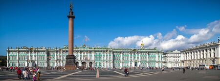 Saint Petersburg, Russia, August, 8, 2017 - View of the Palace Square, Winter Palace and Alexander Column. People are walking.のeditorial素材