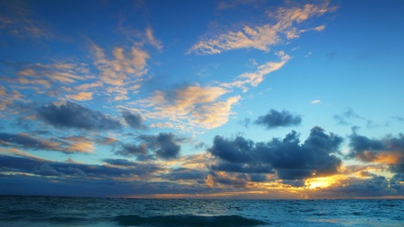 Sunset at Seaの写真素材