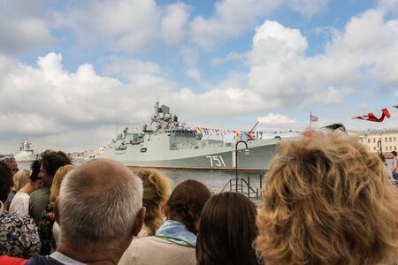 Spectators at the parade of warships. Festive day of the Navy in St. Petersburg.のeditorial素材