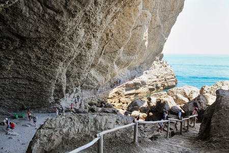 Travel along the coast along the path of Prince Golitsyn.のeditorial素材