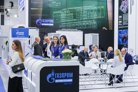Participants and visitors of the annual St. Petersburg Gas Forum.のeditorial素材