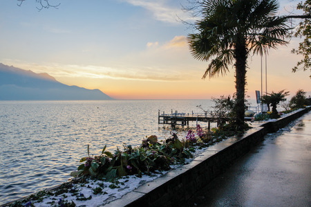 View of Lake Geneva in the haze.の写真素材