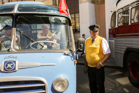 The parade of passenger and personal retro transport on the city day in St. Petersburg.のeditorial素材