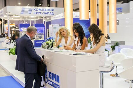 Participants and visitors of the annual St. Petersburg Gas Forum.のeditorial素材