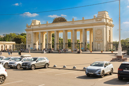 Everyday street life of a large metropolitan city.の写真素材