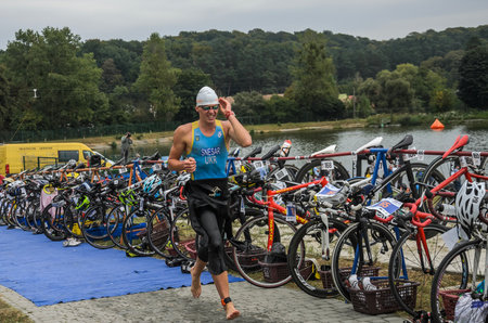 UKRAINE, LVIV - SEPTEMBER 2018: The athlete in the traning of the triathlon competitionのeditorial素材