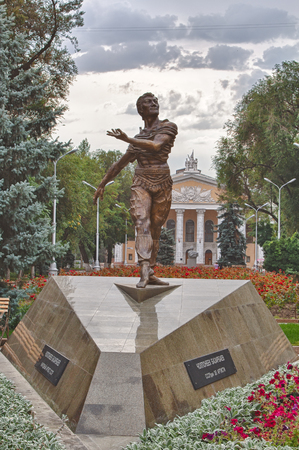 Cholponbek Bazarbaev (1949-2002). Kyrgyz ballet dancerのeditorial素材