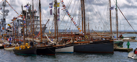 FRANCE. BREST-JULY-17, 2012: festival of sailing in the port of Brest: FRANCE. BREST-JULY-17, 2012のeditorial素材
