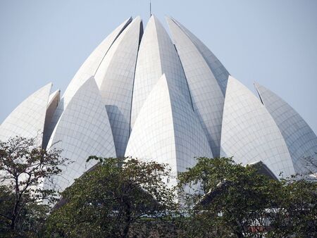 Iconic lotus-shaped temple in Delhi India.のeditorial素材