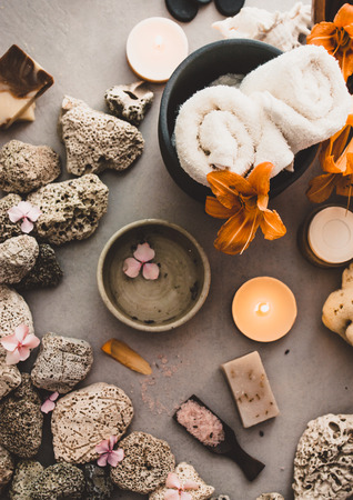 Spa natural concept. Dayspa cosmetics products. Spa and wellness setting.の写真素材