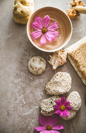 Spa natural concept. Dayspa cosmetics products. Spa and wellness setting.の写真素材