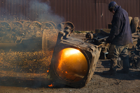 scrap metal gas welding for refining