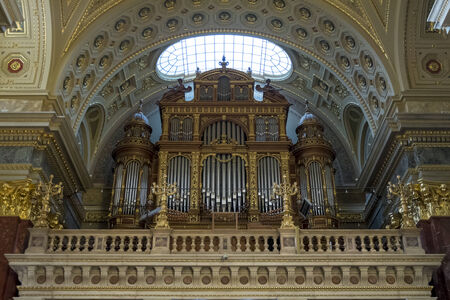Organ in Saint Stephen church in Budapestのeditorial素材