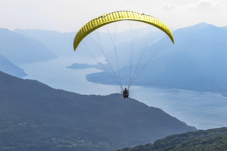 Paraglidingの写真素材