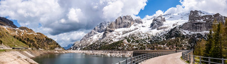 Lake Fedaia and Mount Marmoladaの写真素材