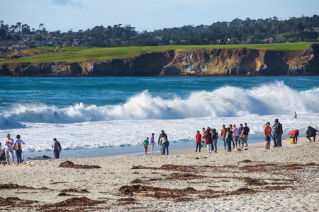 CARMEL-BY-THE-SEA, USA - October 28 2018: People tourists on the beach of Carmel Beach, California, Carmel, USAのeditorial素材