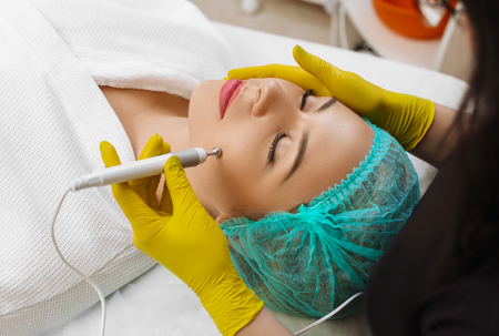 The device is facial cosmetology.