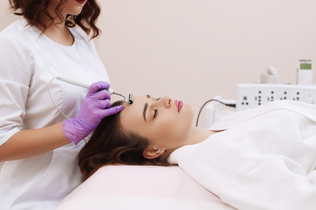 The device is facial cosmetology.
