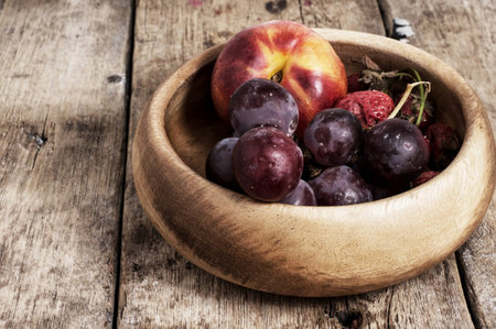 ripe pear from the new harvestの写真素材